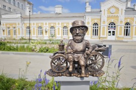 Купчик, Череповец, Вокзальная площадь.