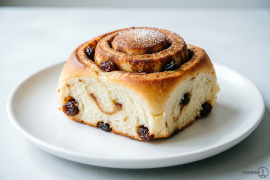 16 сентября: День хлеба с корицей и изюмом
