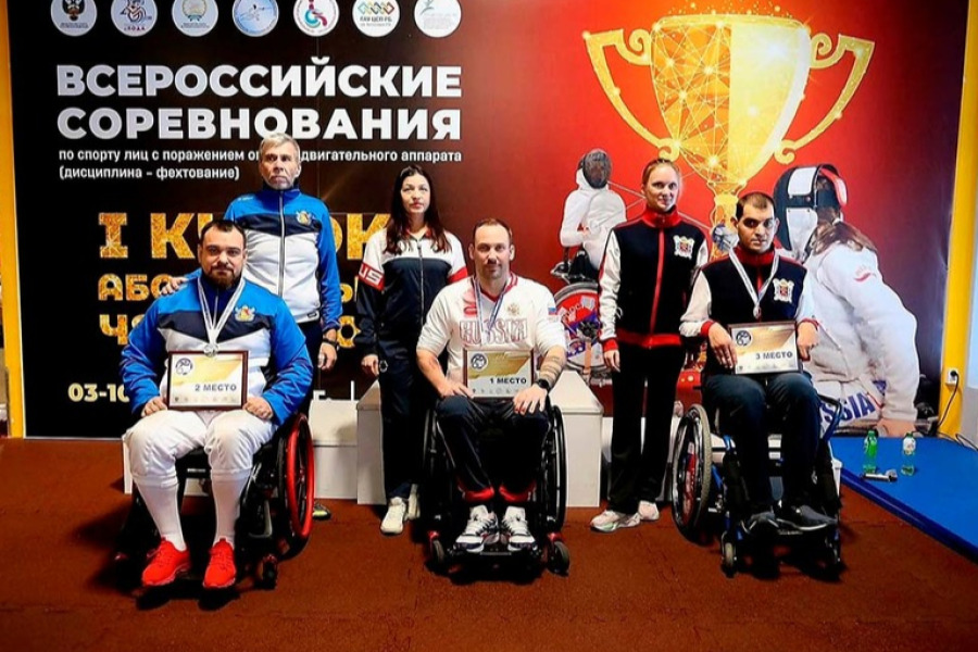 Череповчане завоевали золото и серебро на Кубке чемпионов по фехтованию
