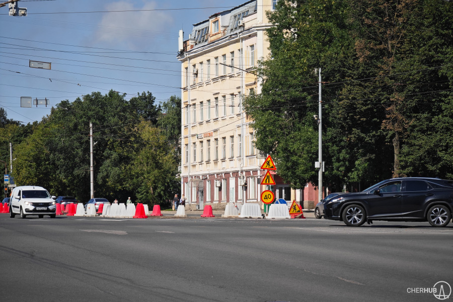 В выходные ограничат движение на перекрёстке Победы и Советского