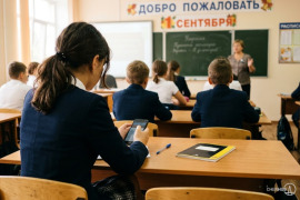 Школам утвердили правила запрета смартфонов на уроках